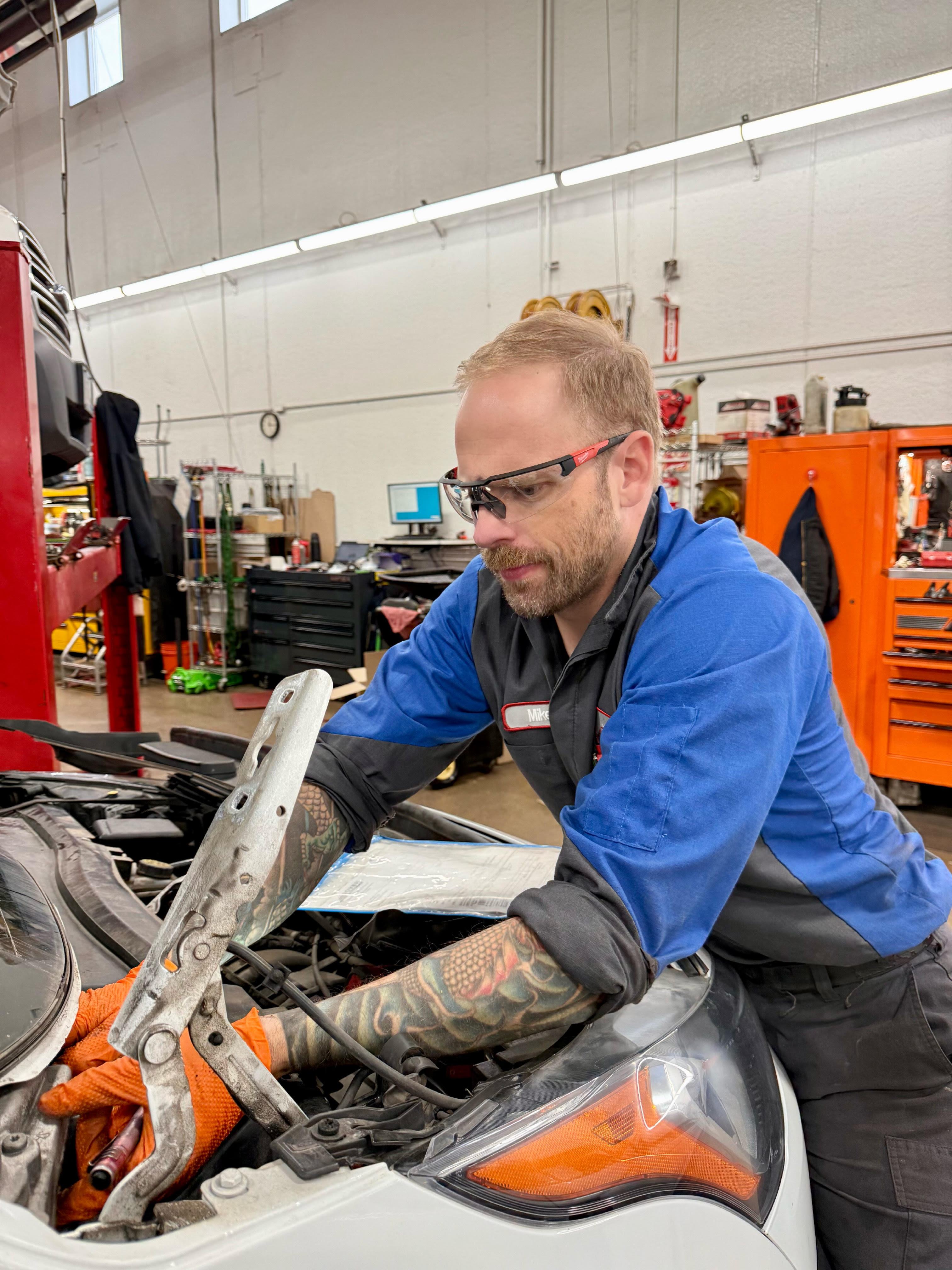 Boyer Ford technician performing a service